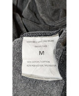Expérience d'achat simple et satisfaisante pour cette fripe 579272 de qualité, offert par Once Again.