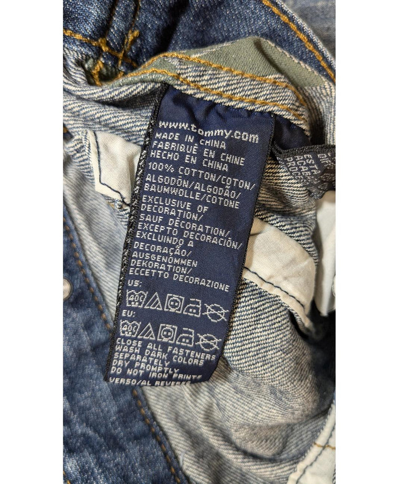 579337 Once Again, la référence de la friperie en ligne pour des achats de vêtements d'occasion sans souci et en état parfait.