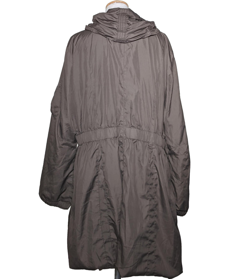 Shopping simplifié avec Once Again pour 579834 : trouvez des pièces uniques en très bon état en quelques clics.