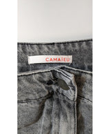 La garantie Once Again : 579924 vêtements d'occasion de marque en état irréprochable.
