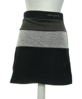 136641 Jupes DESIGUAL Occasion Vêtement occasion seconde main