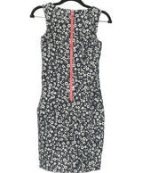 144838 Robes ESSENTIEL Occasion Vêtement occasion seconde main
