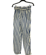 151870 Pantalons et pantacourts BERSHKA Occasion Vêtement occasion seconde main