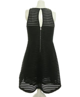 179213 Robes GUESS Occasion Vêtement occasion seconde main