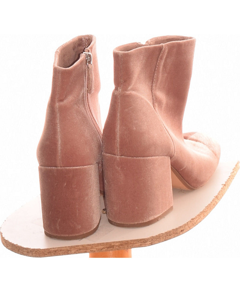 314969 Chaussures BERSHKA Occasion Vêtement occasion seconde main