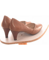 319649 Chaussures SAN MARINA Occasion Vêtement occasion seconde main