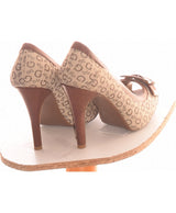 321957 Chaussures GUESS Occasion Vêtement occasion seconde main