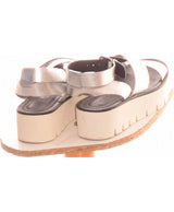 322401 Chaussures BERSHKA Occasion Vêtement occasion seconde main
