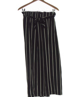 403553 Pantalons et pantacourts STRADIVARIUS Occasion Once Again Friperie en ligne