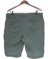 437951 Shorts et bermudas BERSHKA Occasion Vêtement occasion seconde main