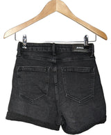 513437 Shorts et bermudas STRADIVARIUS Occasion Vêtement occasion seconde main