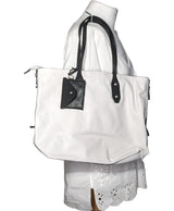 535547 Sacs GUESS Occasion Vêtement occasion seconde main